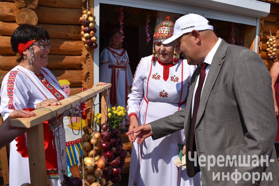 Чирмешәндә дүртенче тапкыр "Суган даласы" төбәкара фестивале үтте