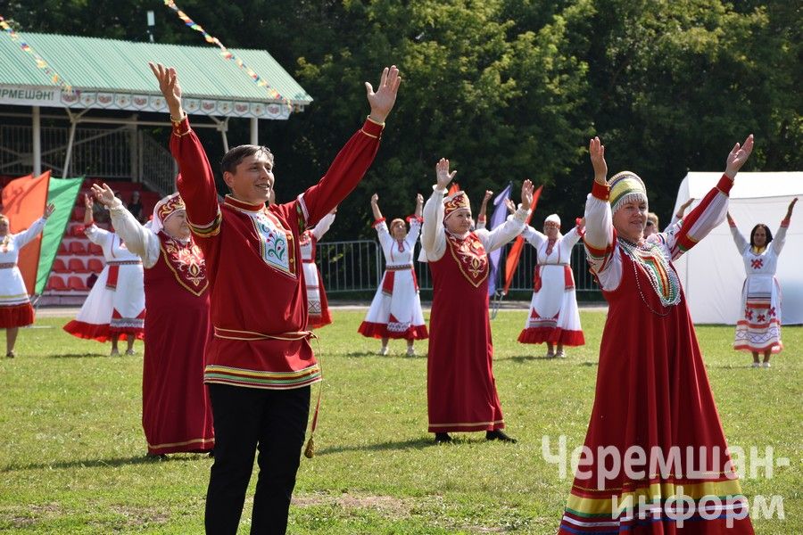 Чирмешәндә дүртенче тапкыр "Суган даласы" төбәкара фестивале үтте