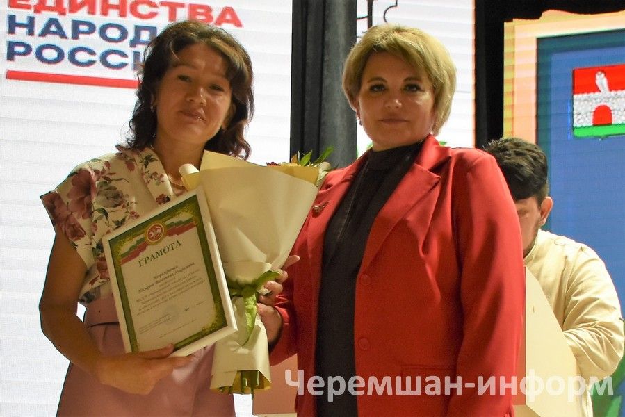 Чирмешәндә укытучыларны хөрмәтләделәр (ФОТОРЕПОРТАЖ)