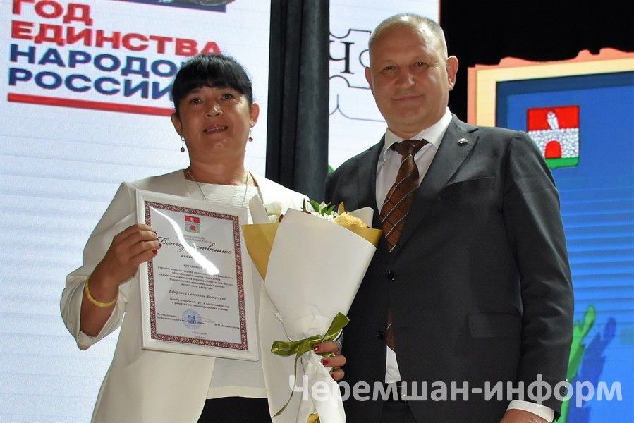 Чирмешәндә укытучыларны хөрмәтләделәр (ФОТОРЕПОРТАЖ)