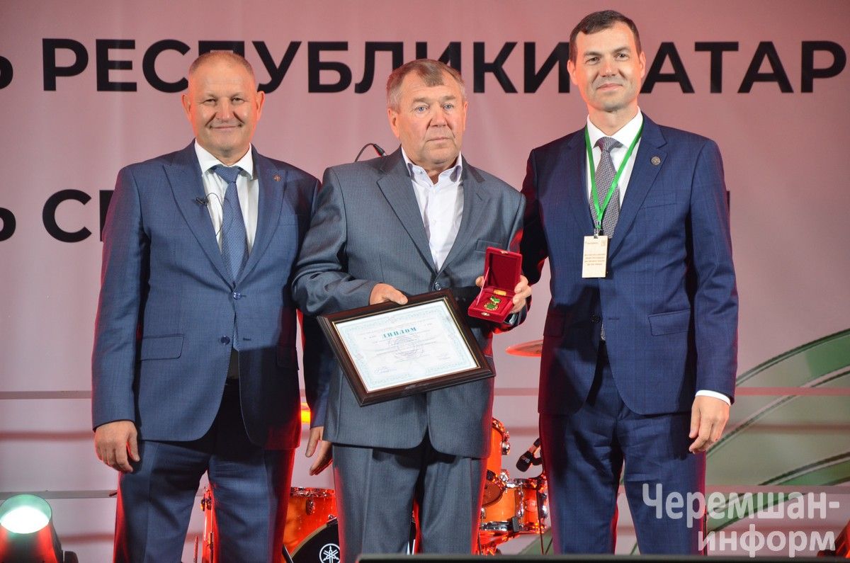Чирмешәндә Нефть һәм газ сәнәгате хезмәткәрләре көнен бәйрәм итүнең иң якты мизгелләре (ФОТОРЕПОРТАЖ)