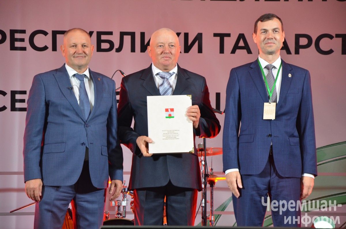 Чирмешәндә Нефть һәм газ сәнәгате хезмәткәрләре көнен бәйрәм итүнең иң якты мизгелләре (ФОТОРЕПОРТАЖ)