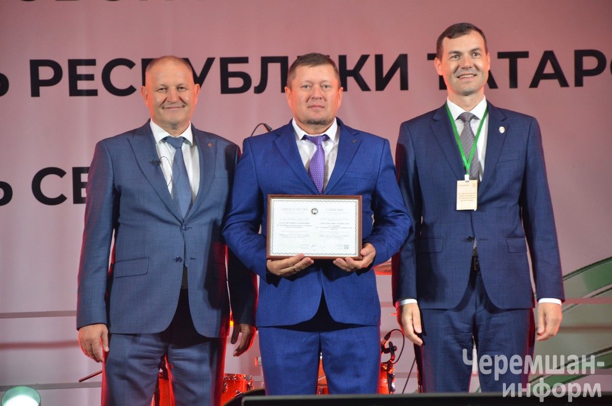 Чирмешәндә Нефть һәм газ сәнәгате хезмәткәрләре көнен бәйрәм итүнең иң якты мизгелләре (ФОТОРЕПОРТАЖ)