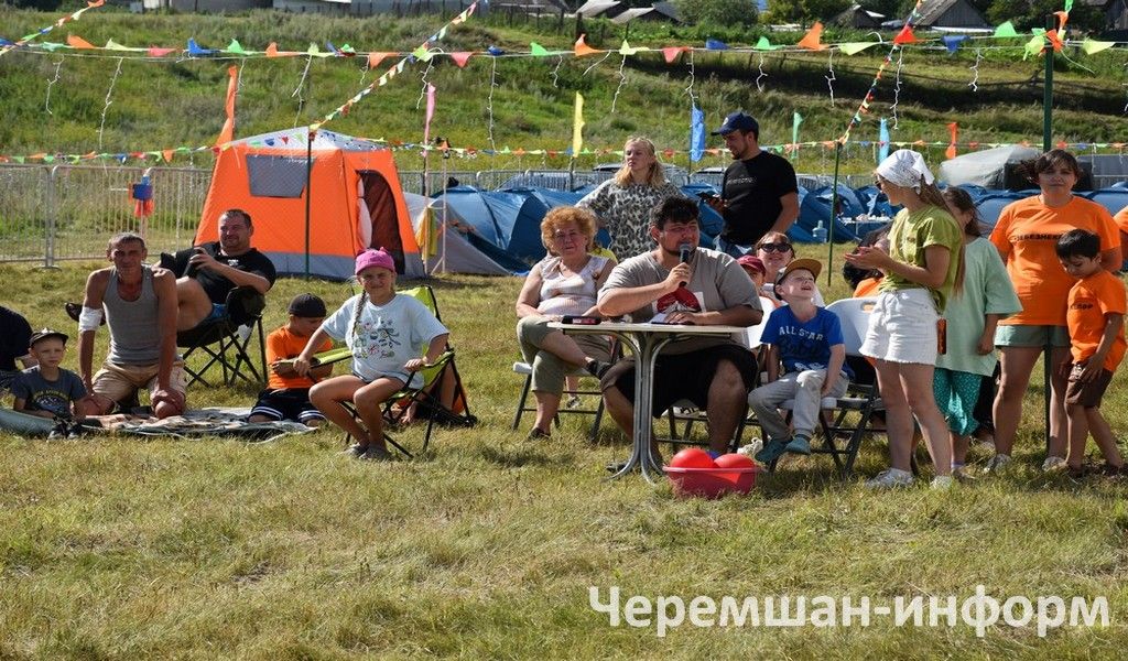 В Беркет-Ключе на фестивале «Семрух» собралось более 100 человек (ФОТОРЕПОРТАЖ)