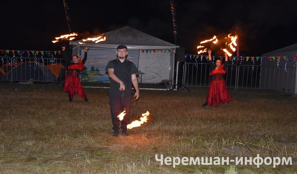 В Беркет-Ключе на фестивале «Семрух» собралось более 100 человек (ФОТОРЕПОРТАЖ)