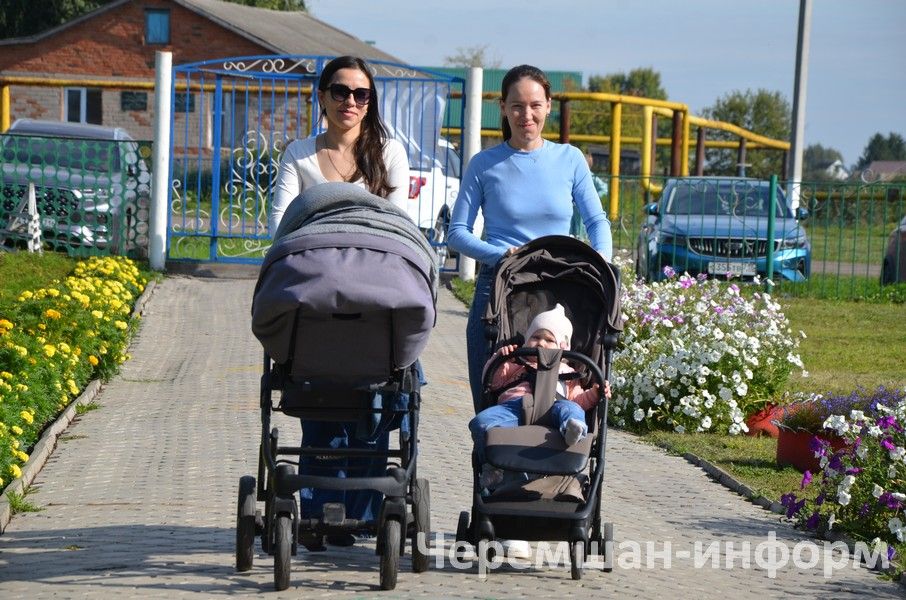 В 1 классе Староильмовской школы будут учиться три мальчика (ФОТОРЕПОРТАЖ)