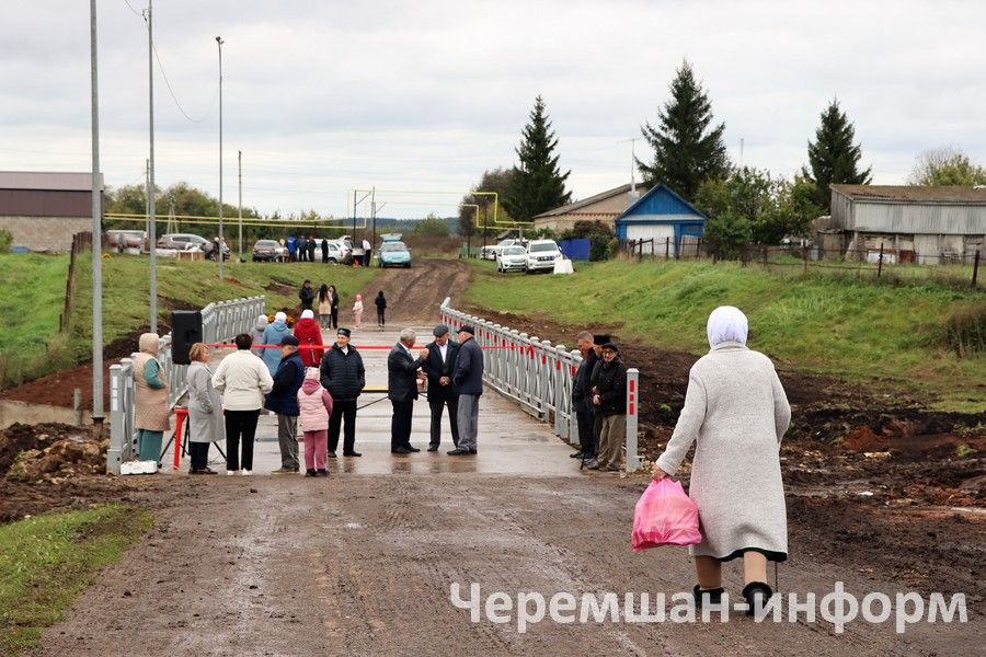 Әмир авылында капиталь ремонттан соң күпер ачылды