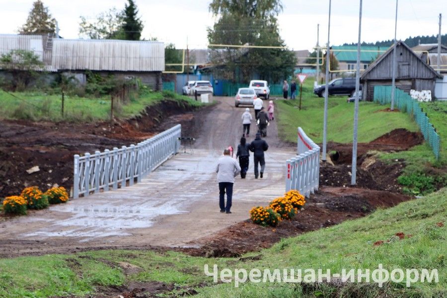 Әмир авылында капиталь ремонттан соң күпер ачылды
