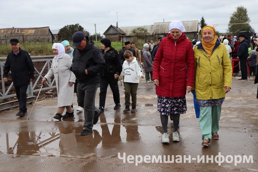 Әмир авылында капиталь ремонттан соң күпер ачылды
