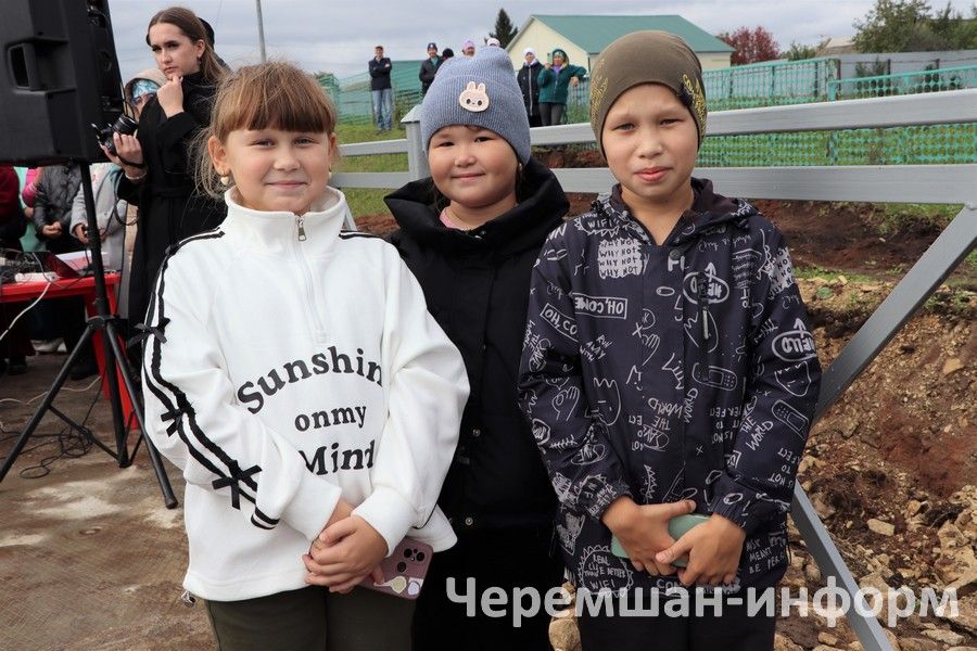 Әмир авылында капиталь ремонттан соң күпер ачылды