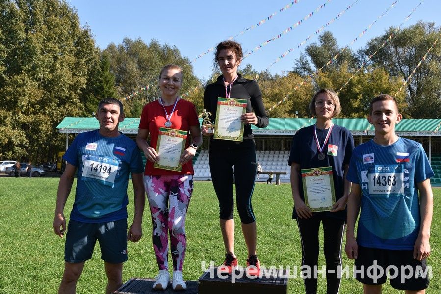 “Татарстан кроссы – 2026” Бөтенроссия йөгерү көнендә 590 чирмешәнле стартка басты