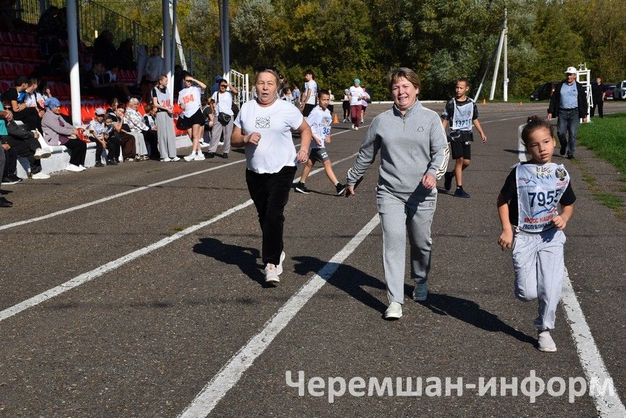 “Татарстан кроссы – 2026” Бөтенроссия йөгерү көнендә 590 чирмешәнле стартка басты