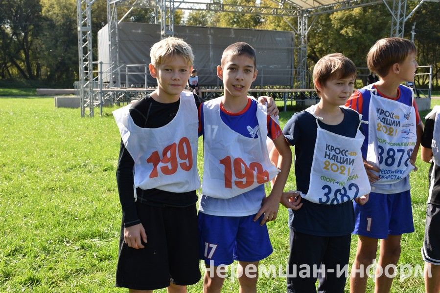 “Татарстан кроссы – 2026” Бөтенроссия йөгерү көнендә 590 чирмешәнле стартка басты