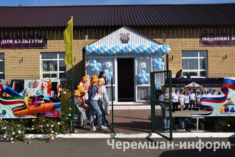 Бәркәтәдә "Әйдә" үзәген ачу тантанасы (ФОТОРЕПОРТАЖ)