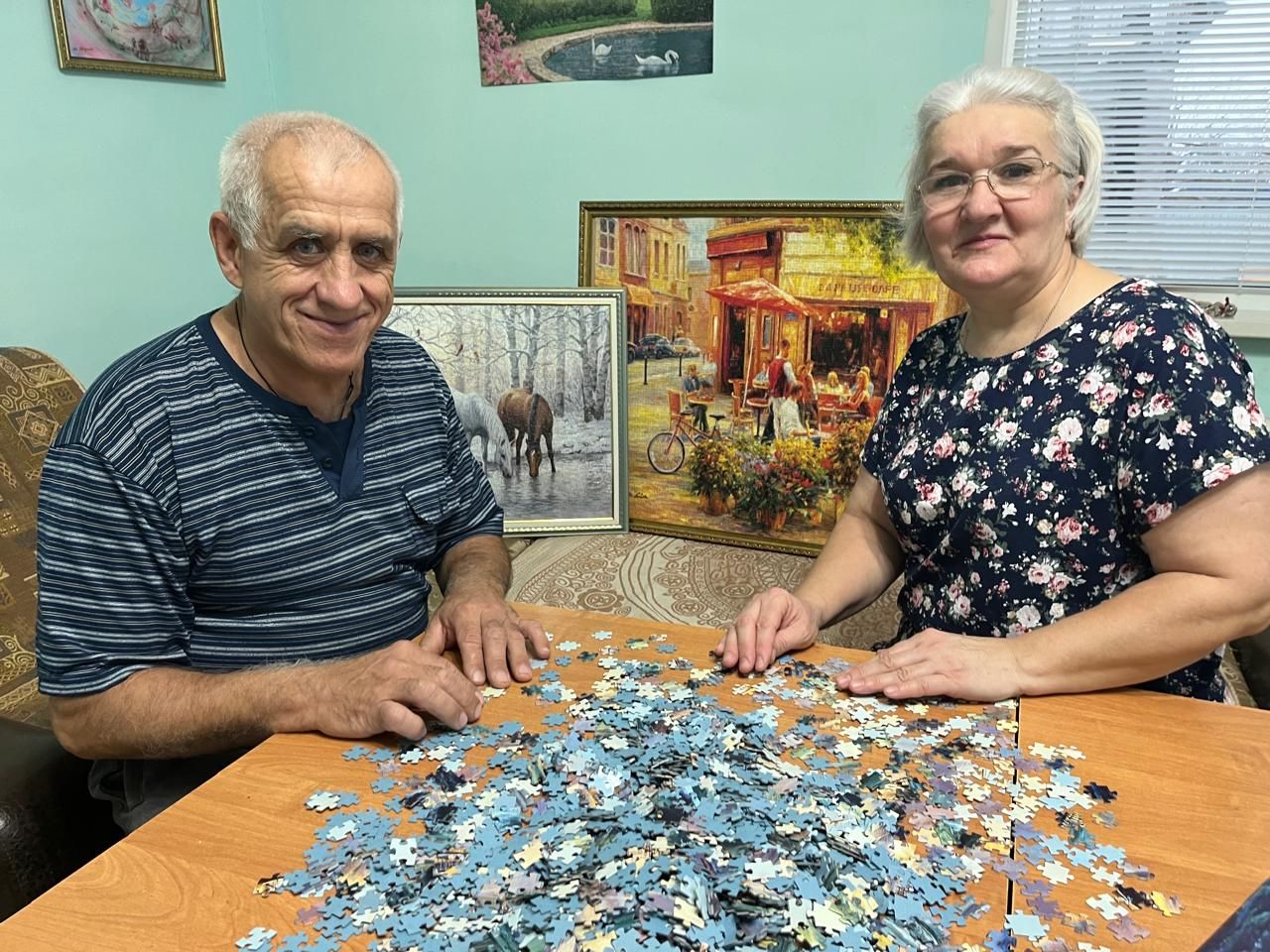 Ульяновкада яшәүче Ивановлар гаиләсе пазллар җыярга ярата