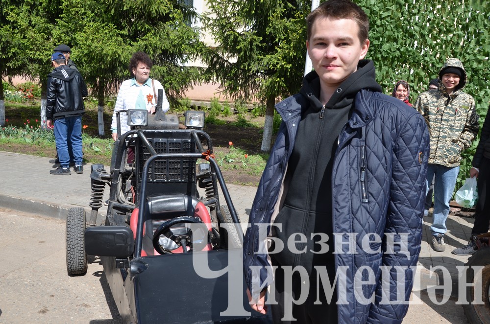 Чирмешән кулибиннары үзләре ясаган техникаларны күргәзмәгә алып килде