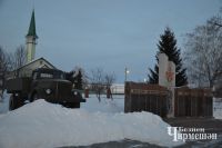 Иске Кади җирлегендә йортлардагы табличкалар ике телдә дә язылачак