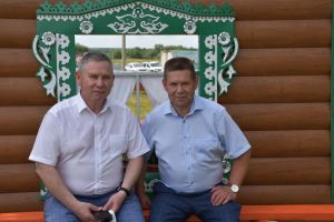 Әмир авылы картларына Себердән күчтәнәчләр килә