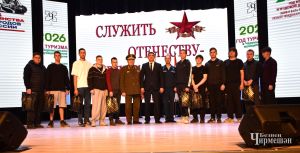 Чирмешән егетләре армиягә китә