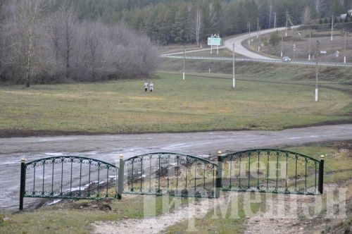 Чирмешәннең Сабантуй чишмәсендә самавыр куйганнар