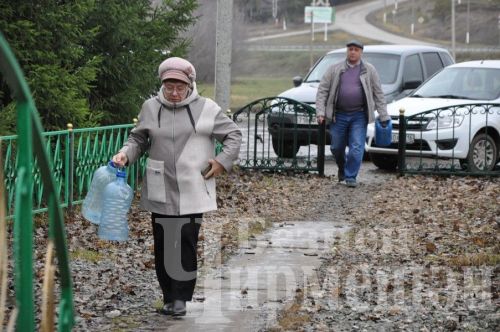 Чирмешәннең Сабантуй чишмәсендә самавыр куйганнар