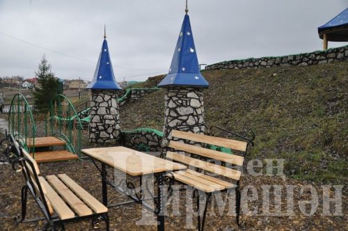 Чирмешәннең Сабантуй чишмәсендә самавыр куйганнар