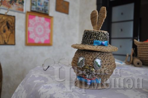 Әмир авылы остасы пәҗе җебеннән кошлар һәм балыклар ясый