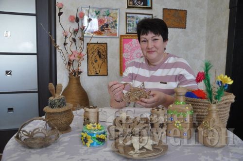 Әмир авылы остасы пәҗе җебеннән кошлар һәм балыклар ясый
