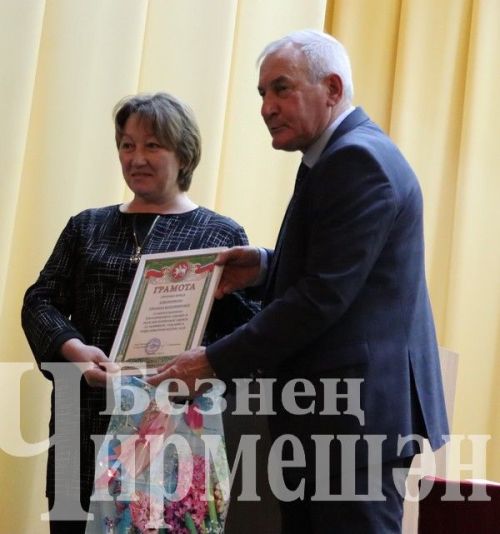 Ульяновкада 2023 елда тагын бер урам юлына вак таш түшәлгән