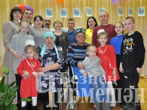 Әмир авылында Җиһаншиннар гаиләсенең рубин туен мәдәният йортында үткәрделәр