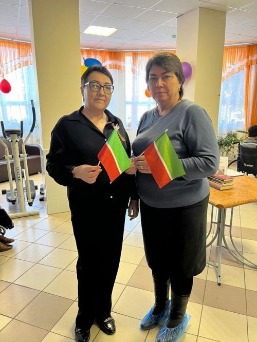 Чирмешәндә Татарстан флагы көнен билгеләп үттеләр