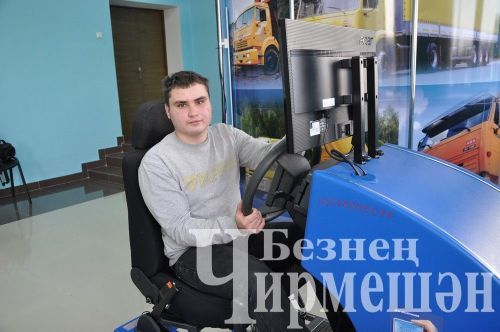 Чирмешәнле Леонид Кобылин 8-9 яшьтән техника белән кызыксына