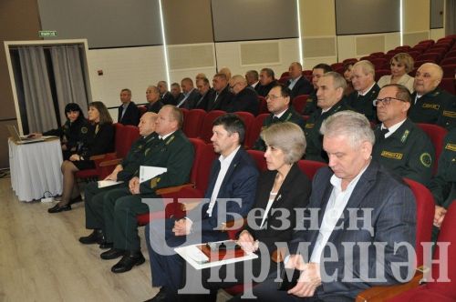 Мотыйгуллиннар династиясенең урман тармагындагы хезмәт стажы 88 ел