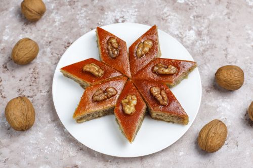 Гүзәлия Омаровадан пәхләвә пешерү рецепты