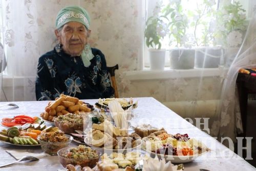 Түбән Чегодай юбиляры тормышыннан канәгать