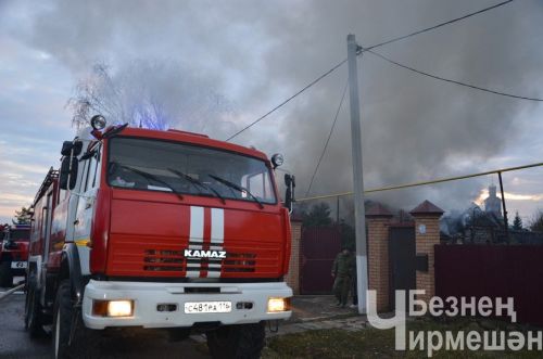 Чирмешәндә гараж янган