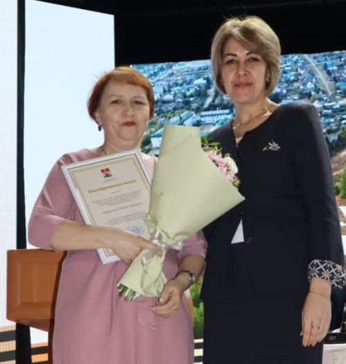 Чирмешәнлеләрне намуслы хезмәтләре өчен бүләкләделәр
