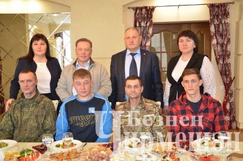 Айдар Метшин махсус хәрби операциядән кайткан чирмешәнлеләр белән очрашты