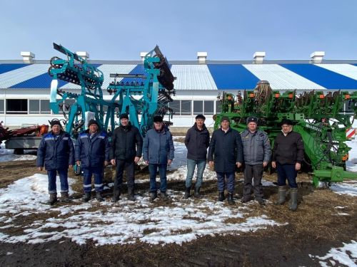 Чирмешән районындагы машина-трактор паркларын махсус комиссия тикшерде