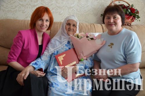 Мәкия балаларын һәр иртә таба ашы белән сөендергән