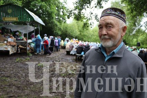 Алты кеше яшәүче Кызыл Чишмәгә 300ләп авылдаш кайтты