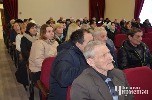 Тансык табиб, балалар һәм юллар: Чирмешән авылларындагы җыеннарда ни сөйлиләр