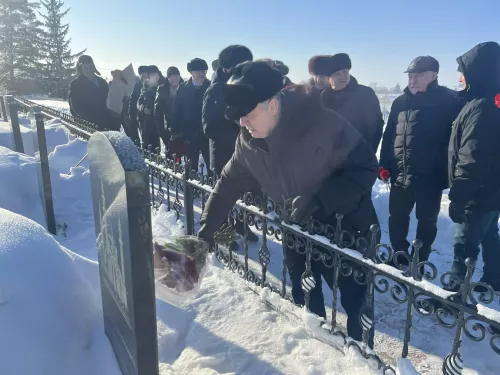 Чирмешәндә элеккеге район башлыгы Минсәгыйть Шакировны искә алдылар
