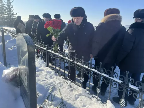 Чирмешәндә элеккеге район башлыгы Минсәгыйть Шакировны искә алдылар