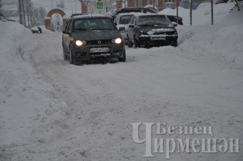 Кар яуган вакытта машина йөртүнең мөһимлеген искә төшерделәр
