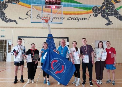 Чирмешәндә бадминтон буенча иң көчле команданы ачыкладылар