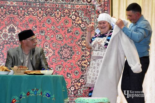 Амировцы показали новый спектакль