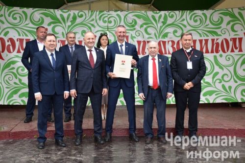 Чирмешән Сабан туенда авыл җитәкчеләрен бүләкләделәр