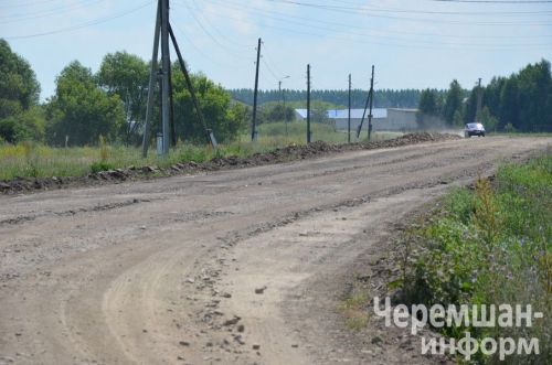 Югары Кәминкә авылына керү юлын ремонтлыйлар