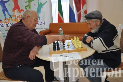 Чирмешәндә Өлкәннәр көне уңаеннан шахмат турниры үткәрелде (ФОТОРЕПОРТАЖ)